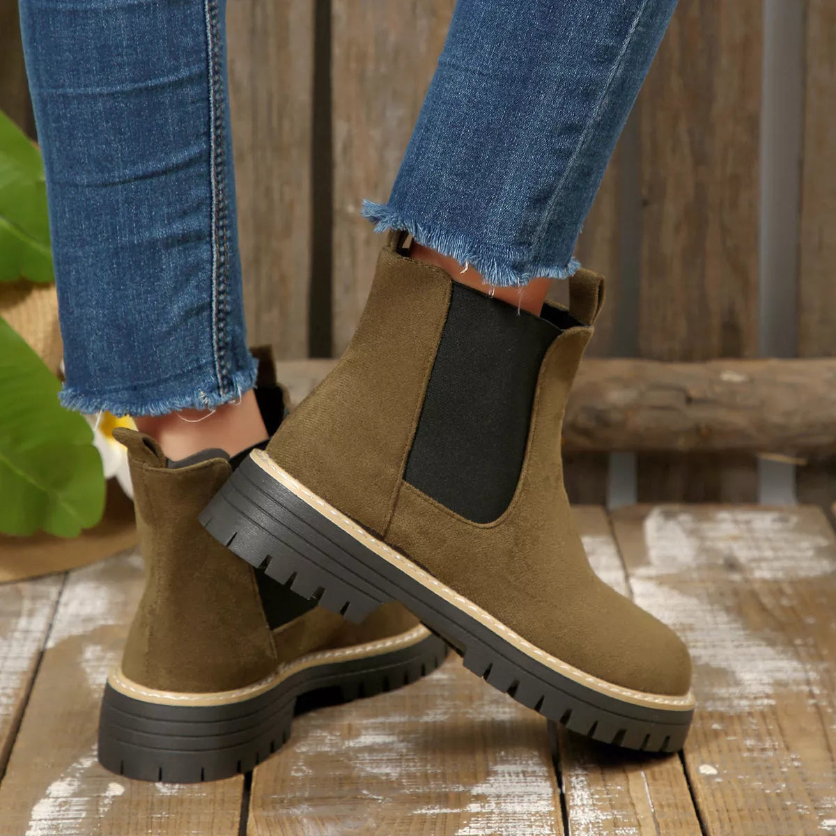 Minimal Casual Riding Boots