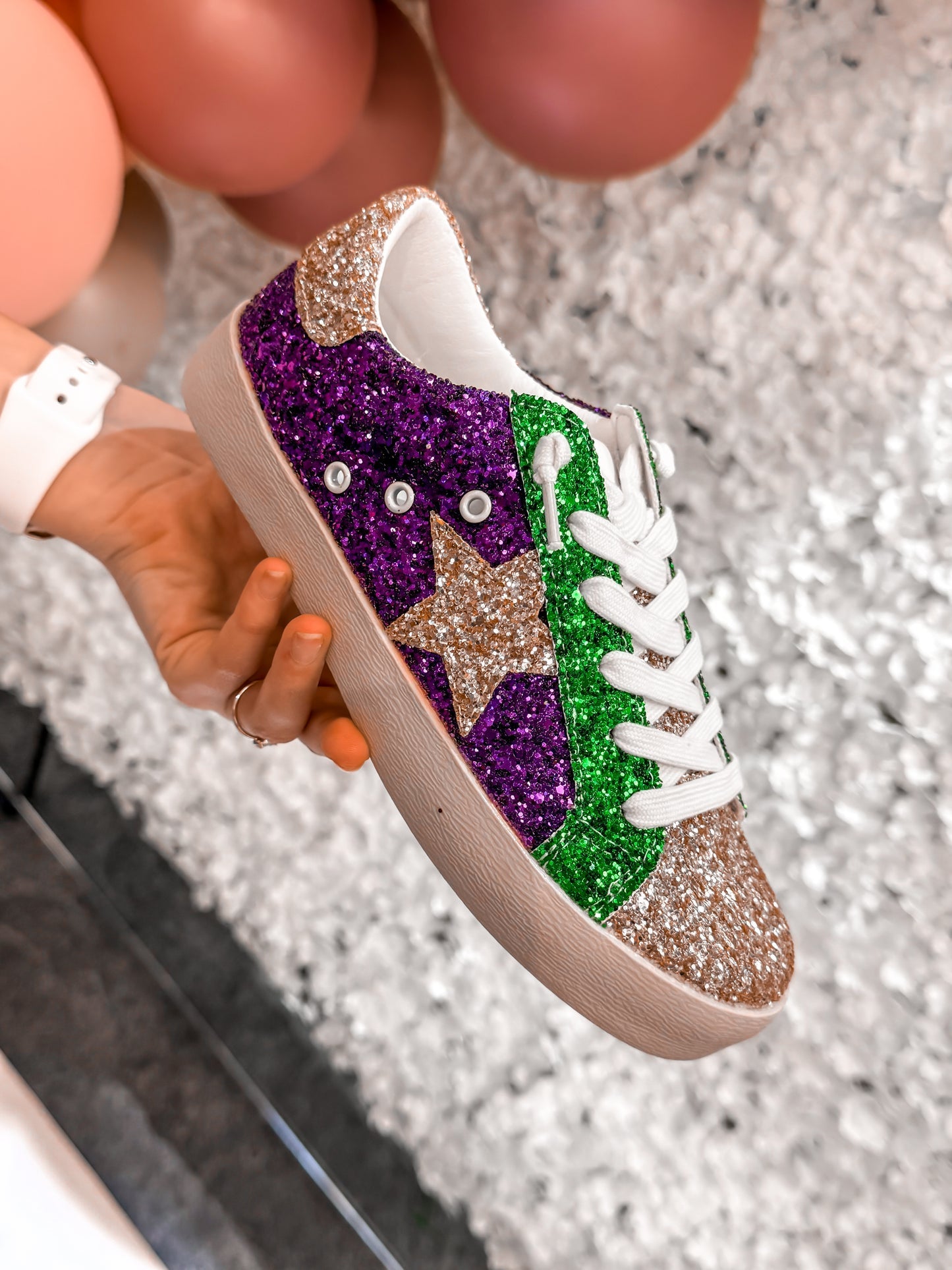 Travel Easy Sneakers