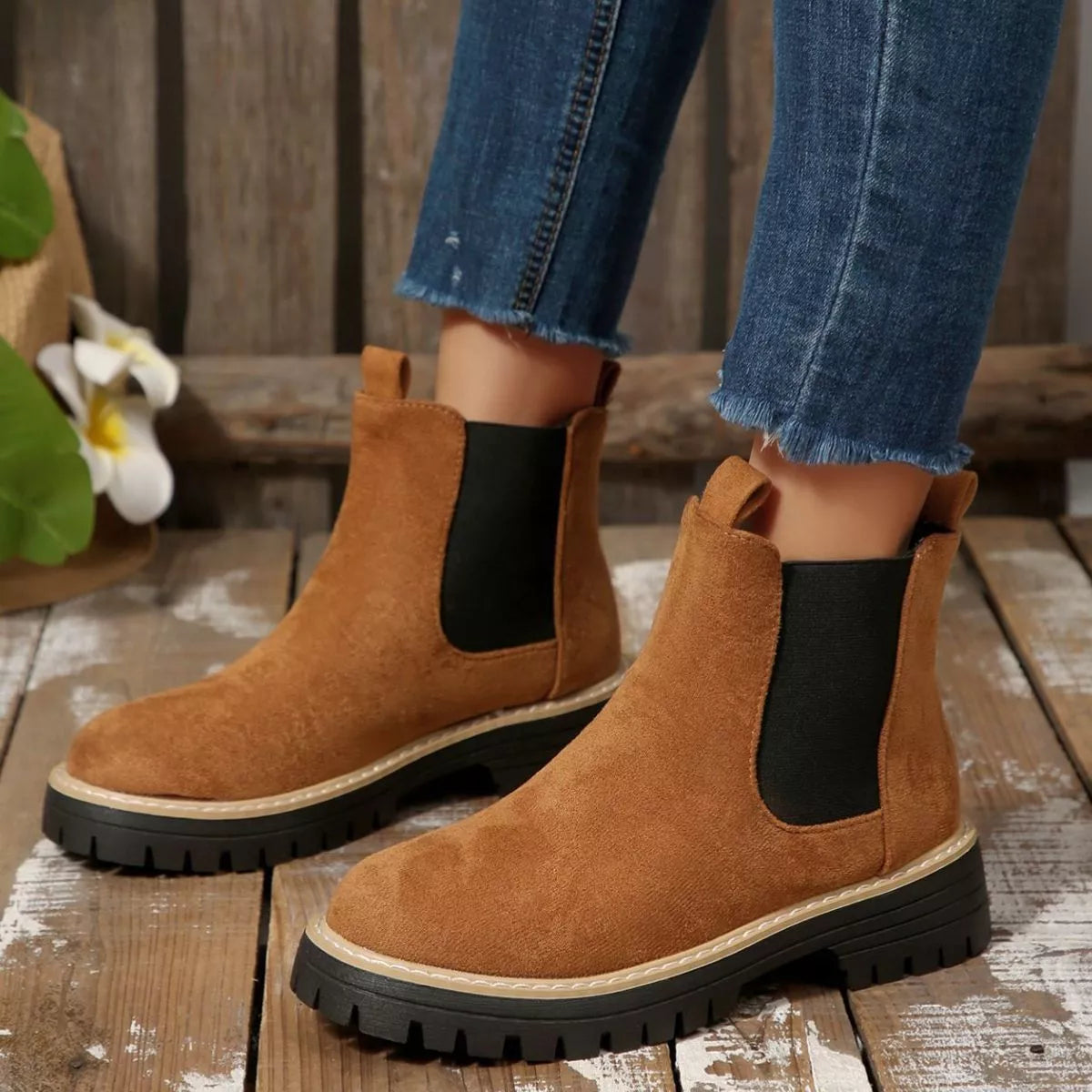 Minimal Casual Riding Boots