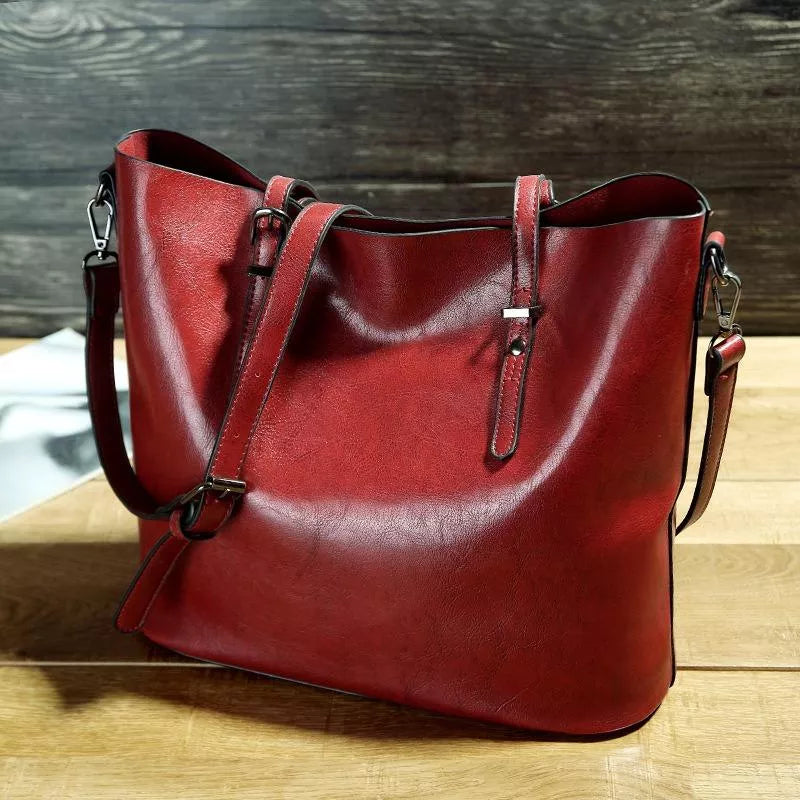 Formed Scallop Handbag