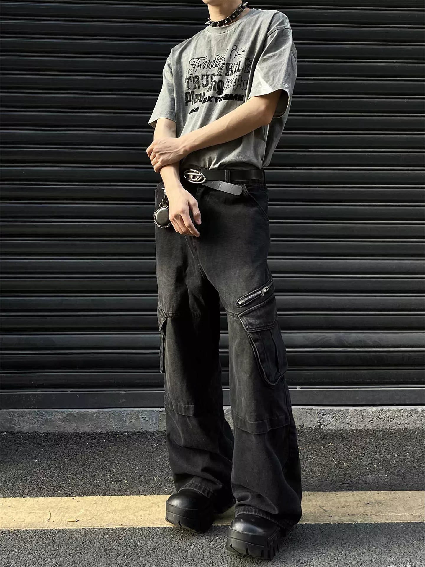Men's Plus Size Vintage Wash Wide Leg Cargo Jeans