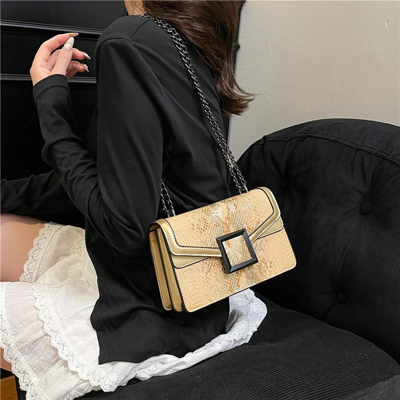Chain Strap Zip-Top Shoulder Bag