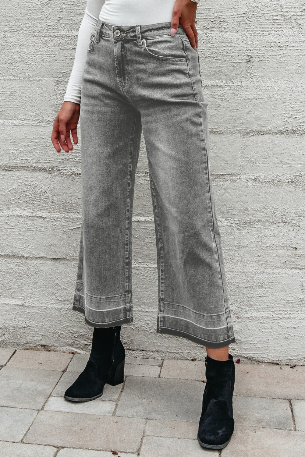 Straight Leg Loose High Waist Raw Jeans