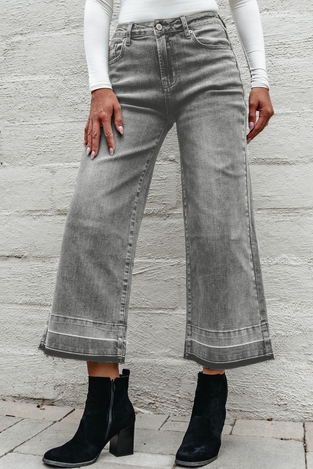 Straight Leg Loose High Waist Raw Jeans