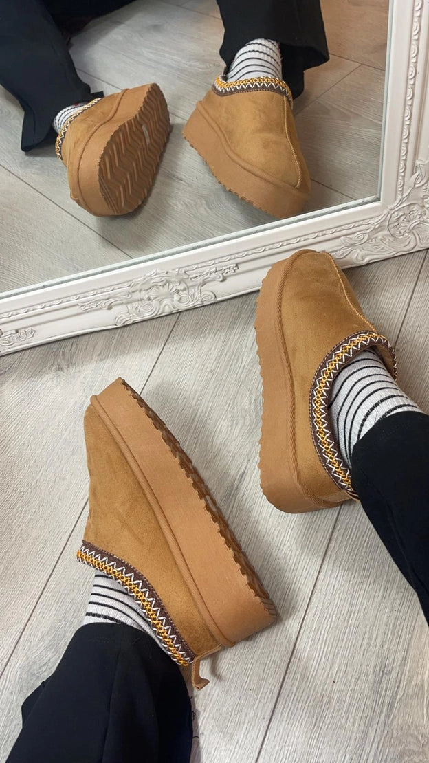 Balanced Casual Shoes