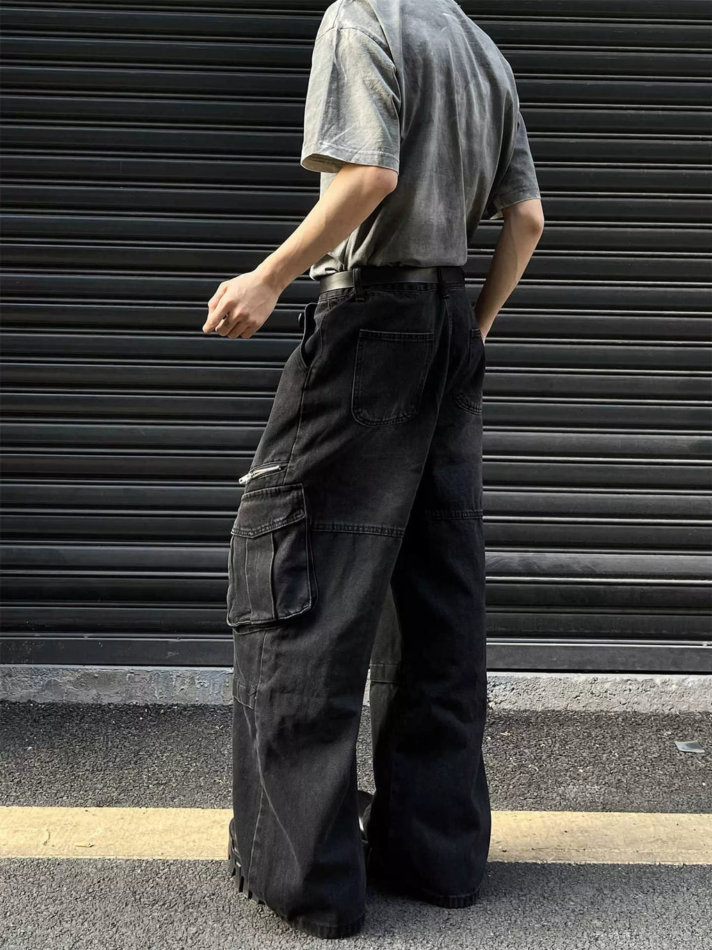 Men's Plus Size Vintage Wash Wide Leg Cargo Jeans