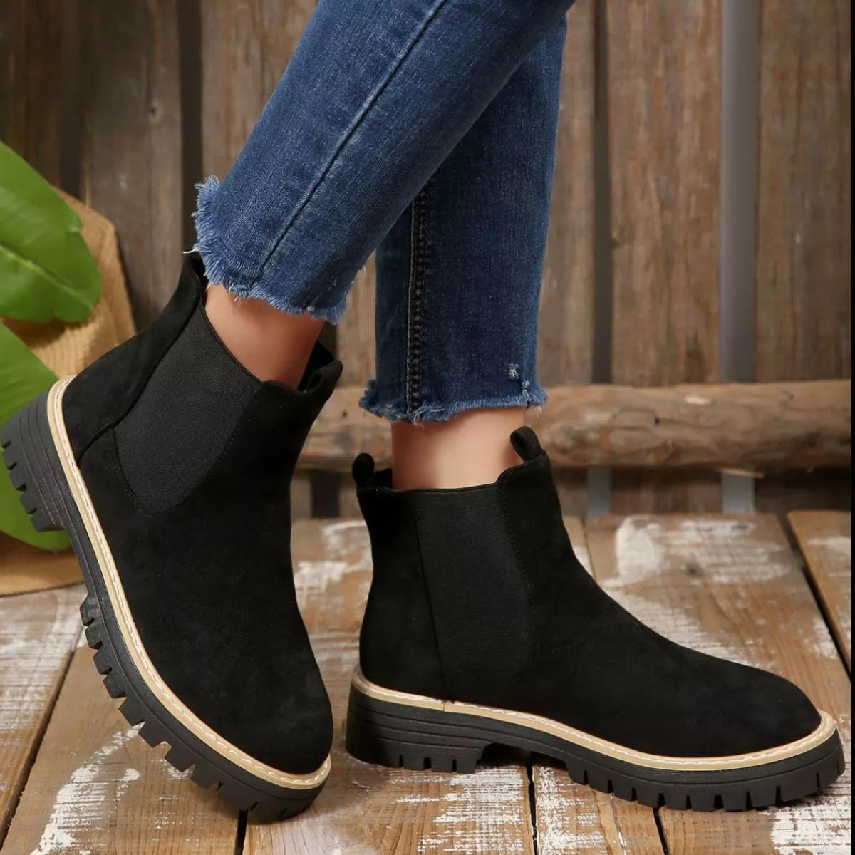Minimal Casual Riding Boots