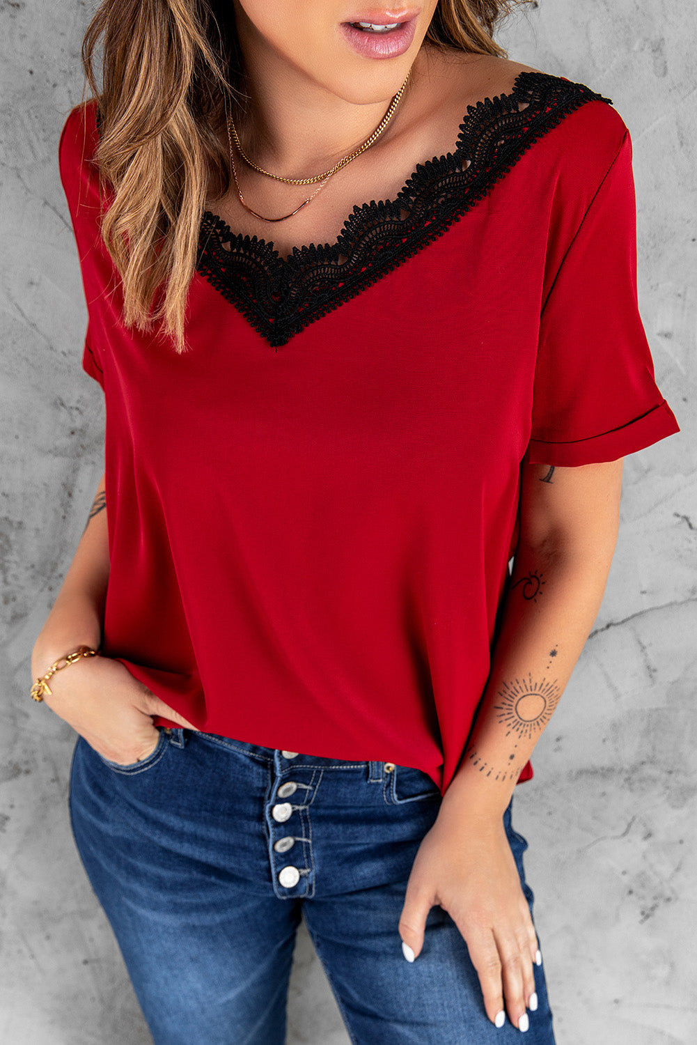 Wine Lace V Neck Short