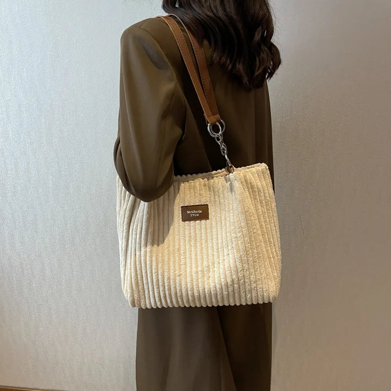 Minimal Soft Zip-Top Shoulder Bag