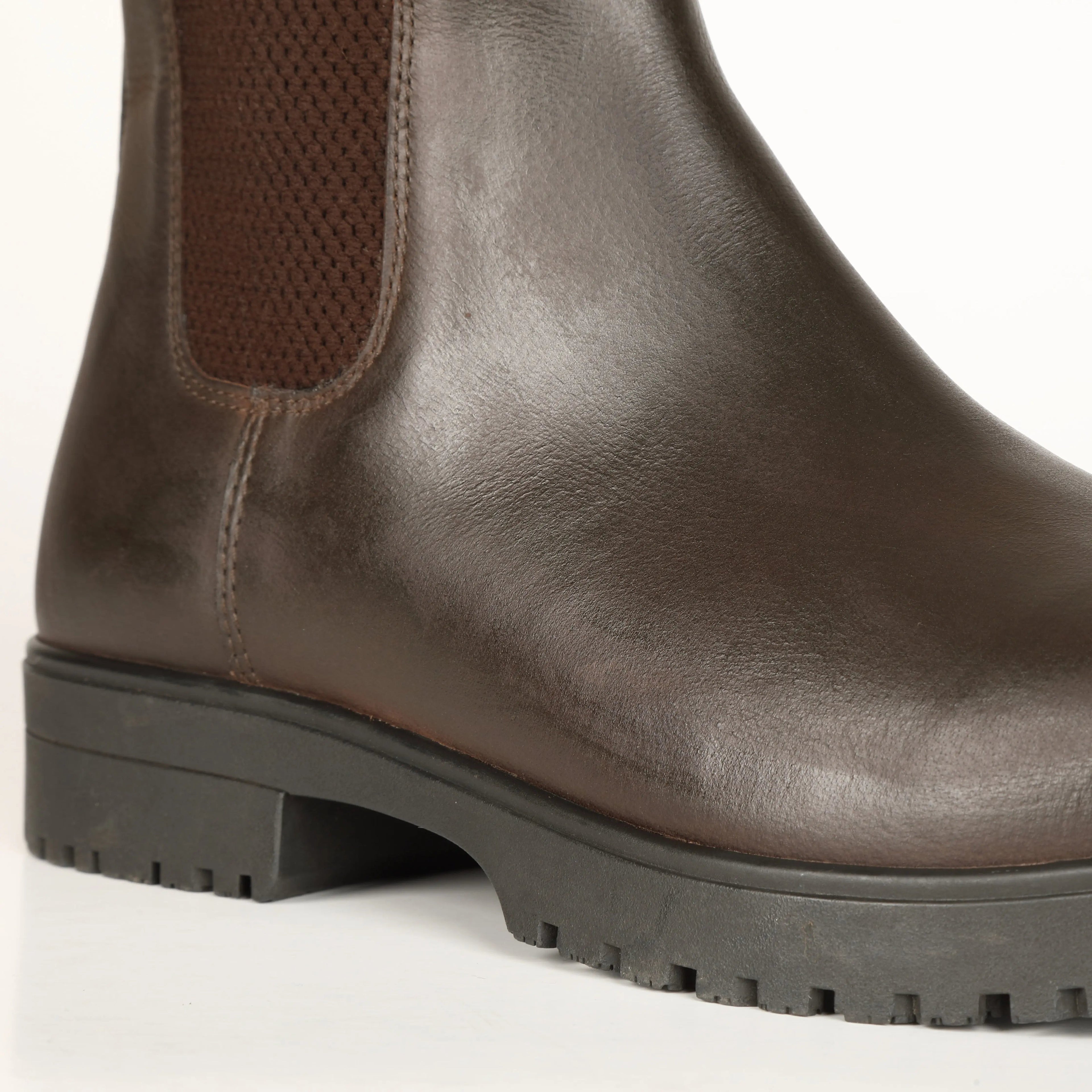 Everyday Weather-Ready Leather Riding Boots