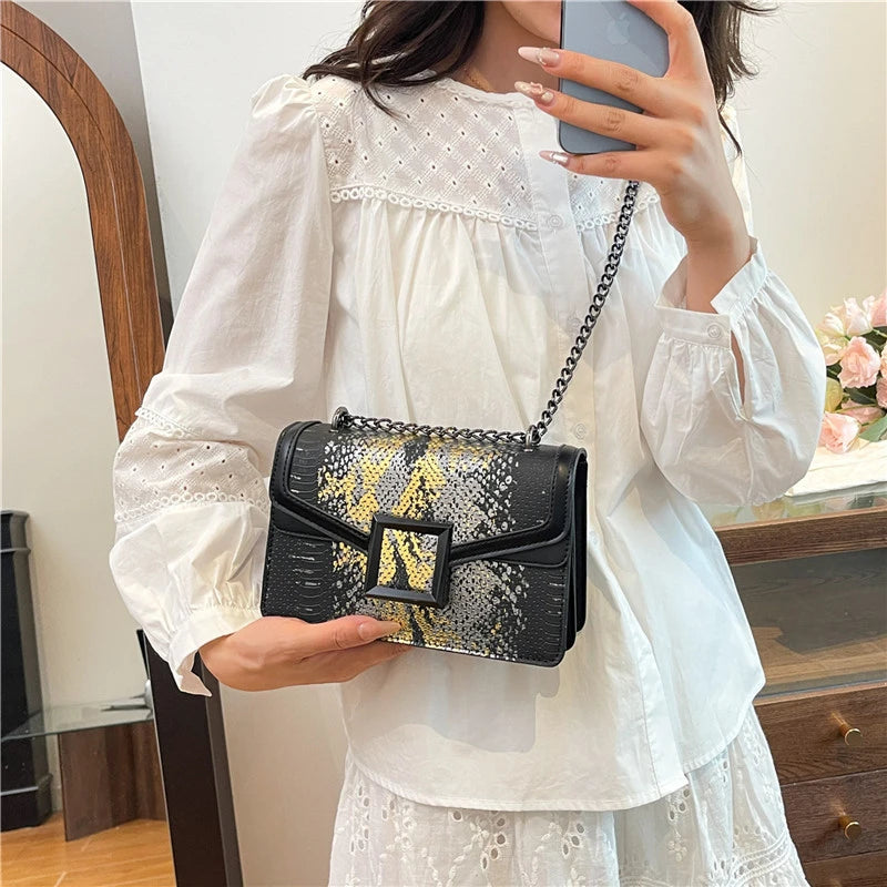 Chain Strap Zip-Top Shoulder Bag