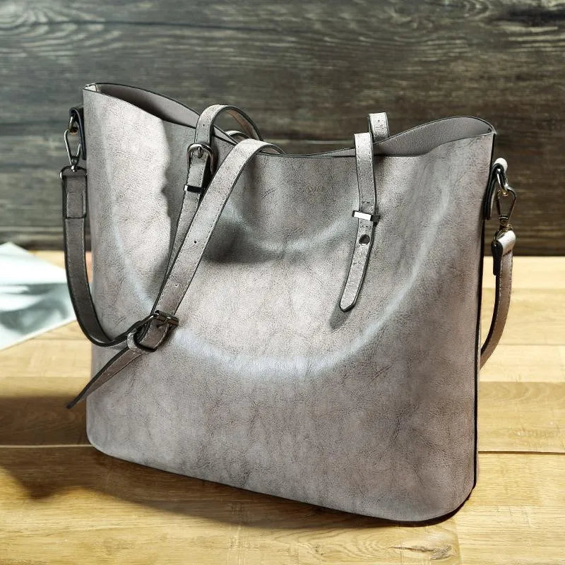 Formed Scallop Handbag