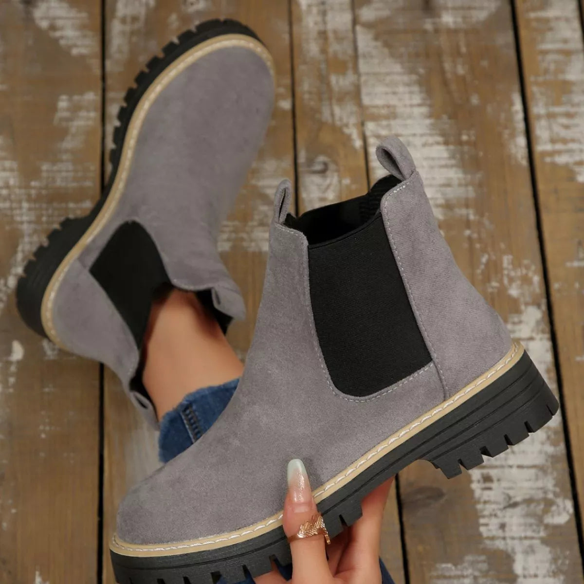 Minimal Casual Riding Boots