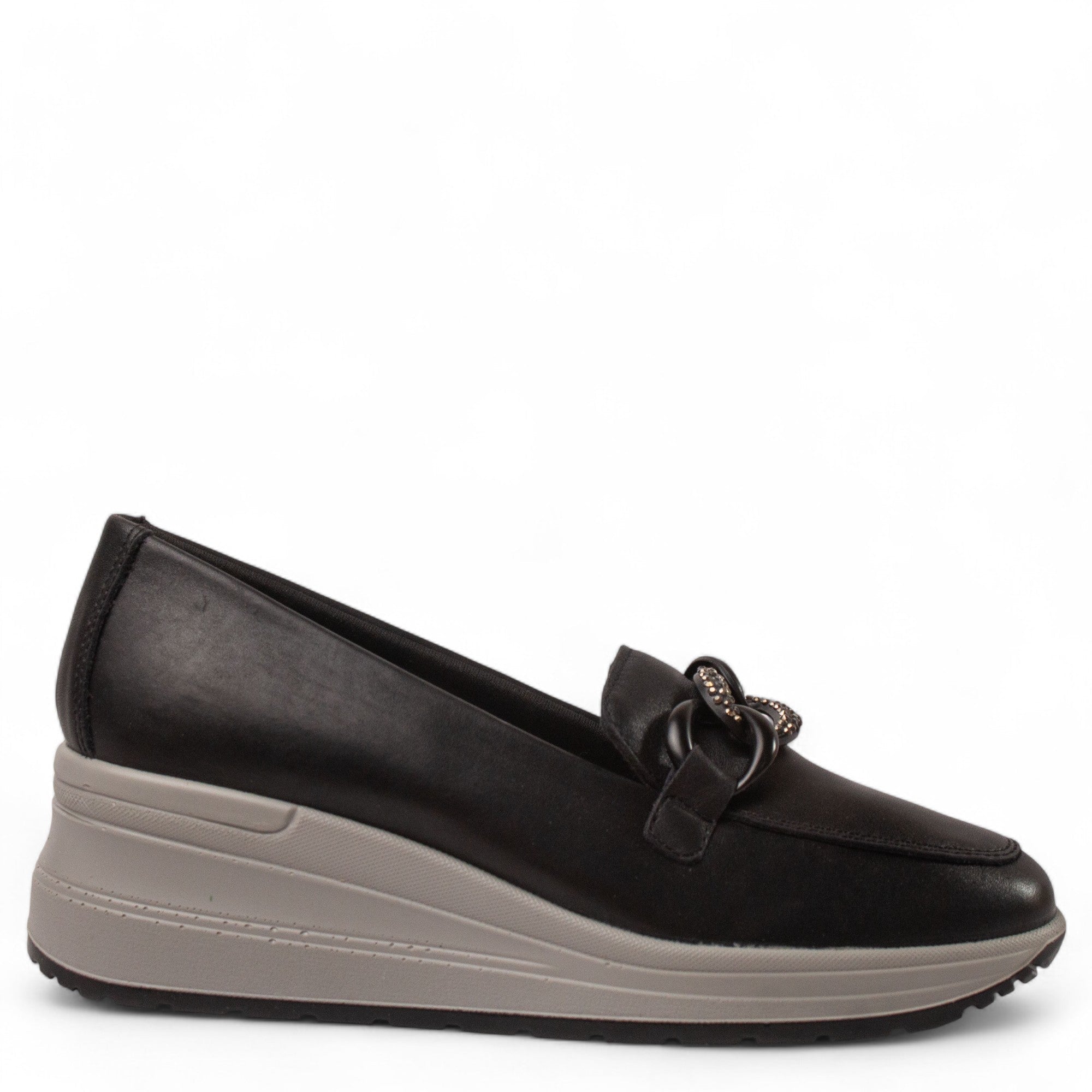 Low Profile Commuter Leather Shoes