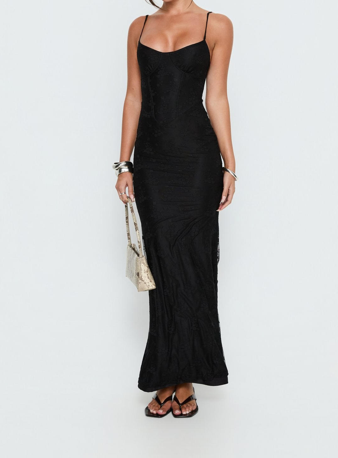 Minimal Detail Lace Detail Maxi Dress