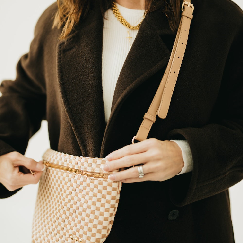 Minimalist Vegan Leather Crossbody Strap