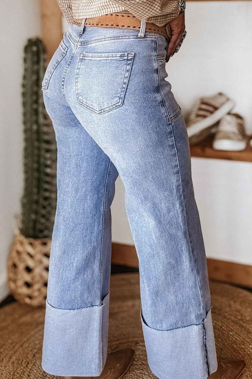 Loose Turn-up Cuffs Jeans
