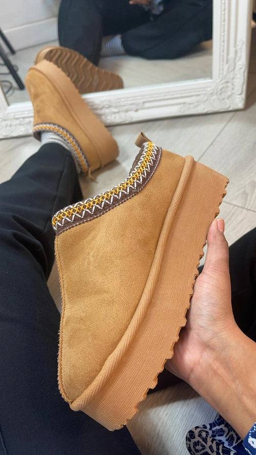 Balanced Casual Shoes
