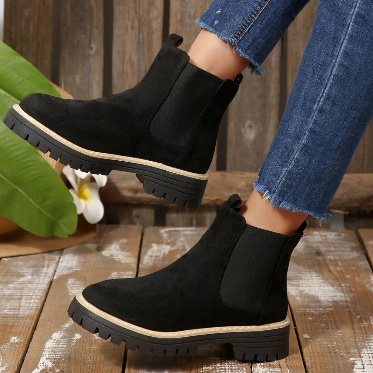 Minimal Casual Riding Boots