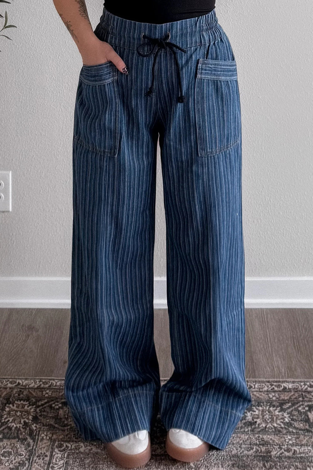 Loose Drawstring Pocketed Stripe Contrasted Jeans
