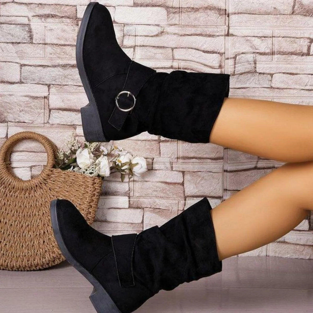 Refined Structured Riding Boots