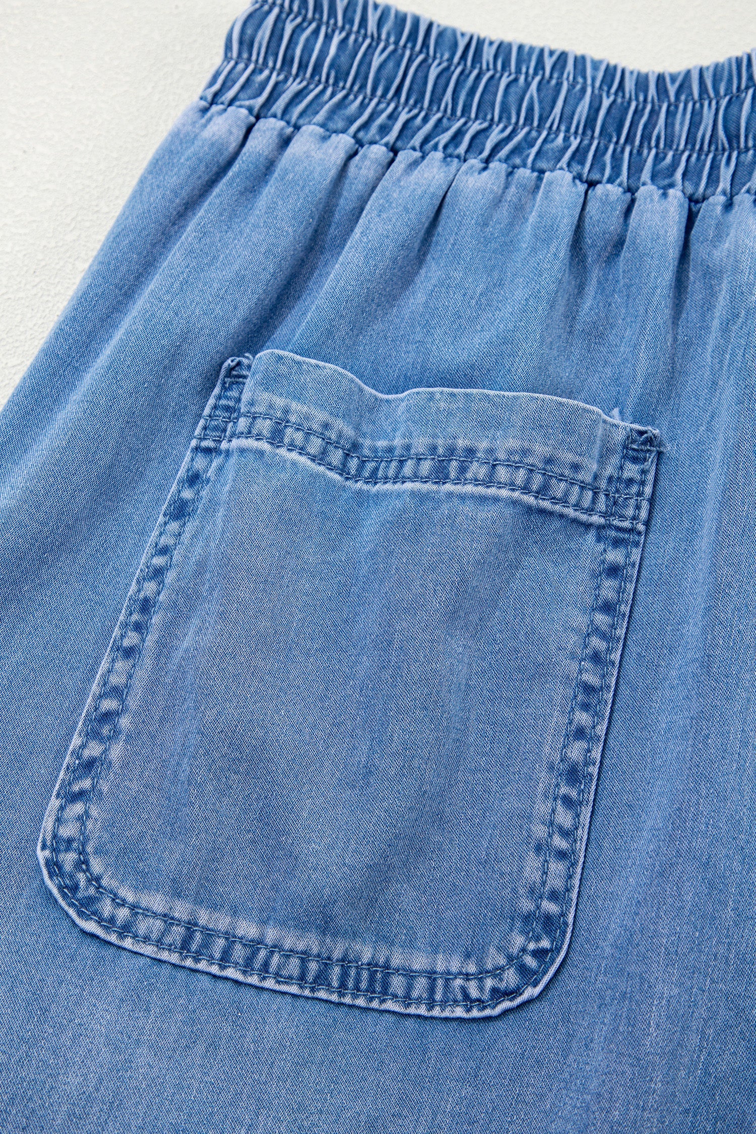 Loose Drawstring Elastic Waist Pocketed Jeans