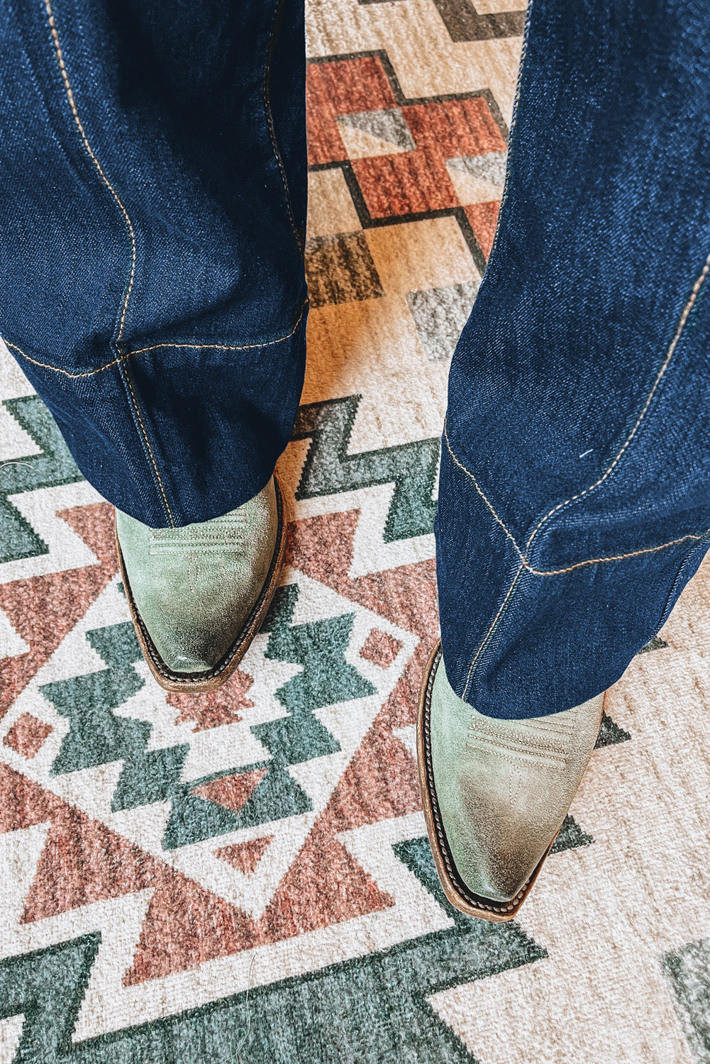 Center Seam Deep Straight Jeans