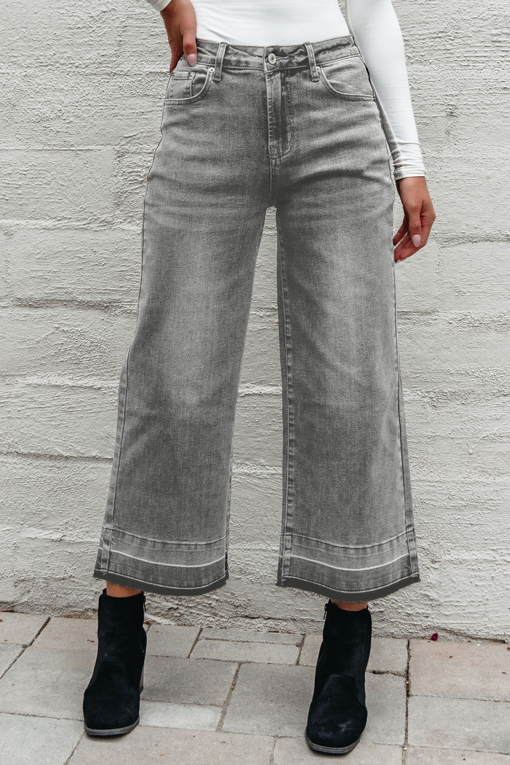 Straight Leg Loose High Waist Raw Jeans