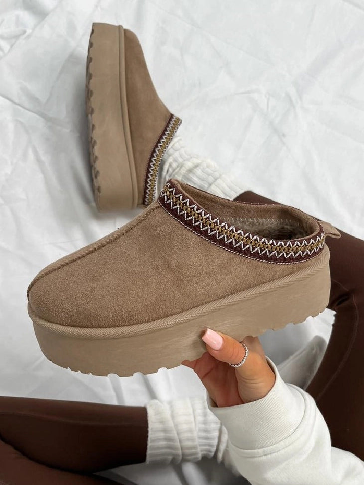 Versatile Casual Shoes