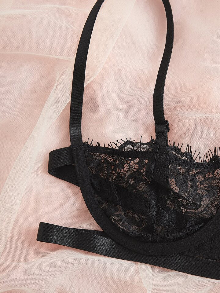 Modern Floral Lace Lingerie Set