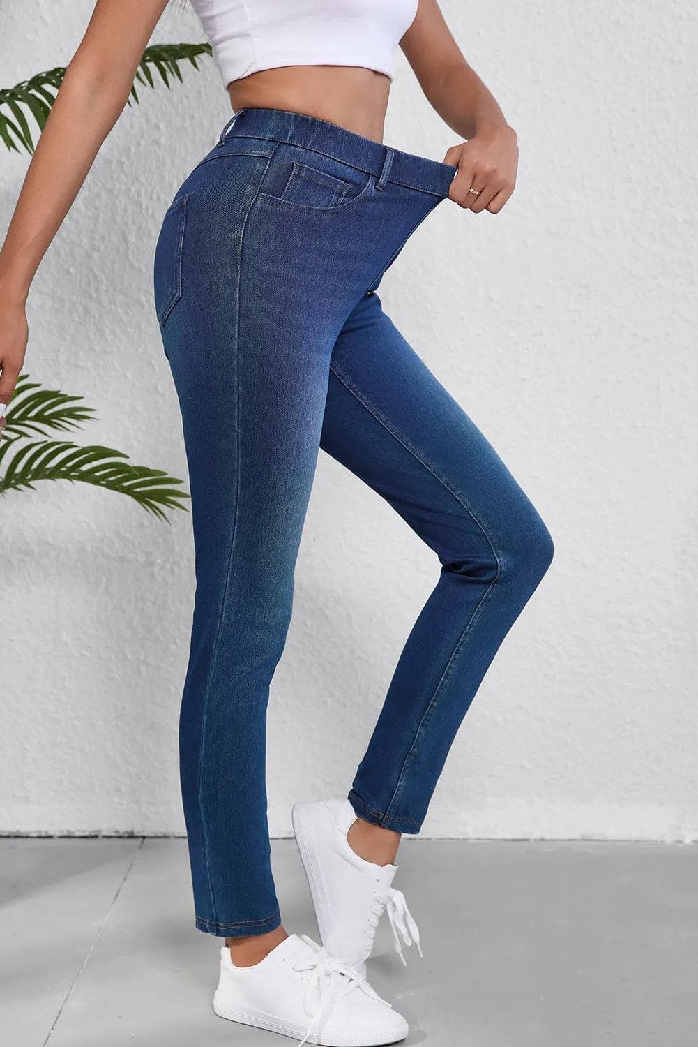 Straight Leg Ashleigh Multiple Pockets Stretchy Jeans