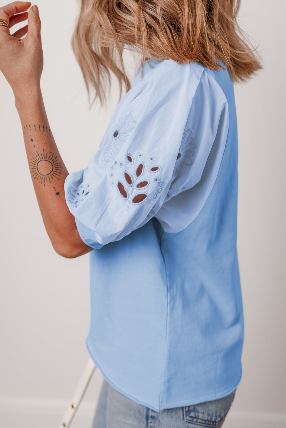 Blue Eyelet Flower Embroidered Puff Short Sleeve Patchwork Crew Neck Blouse