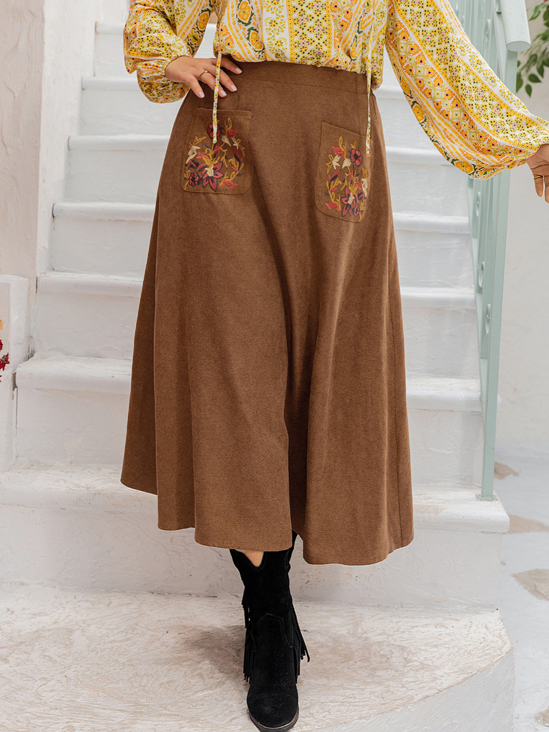 Size Embroidered Pocketed High Skirt