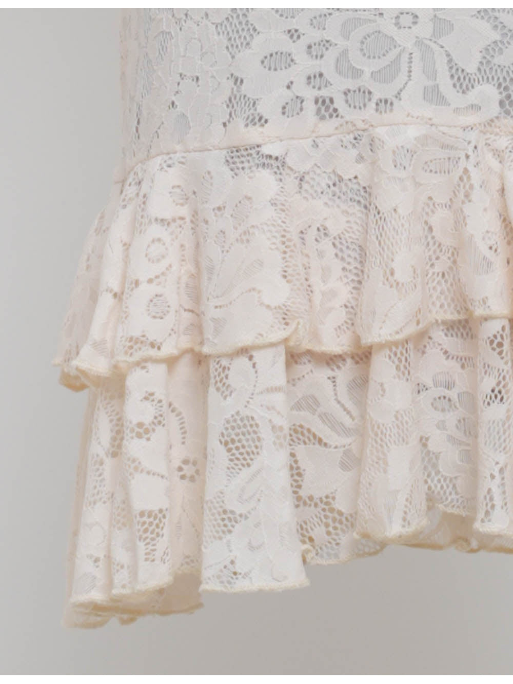 Lace Scalloped Trim V Neck Tiered Ruffle Mini Dress