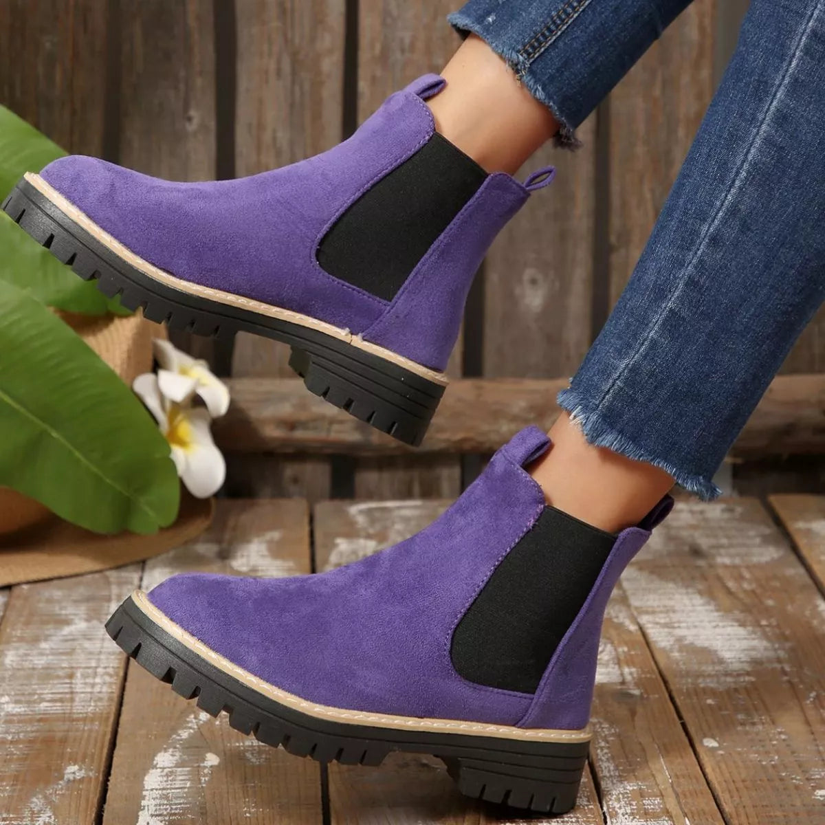 Minimal Casual Riding Boots