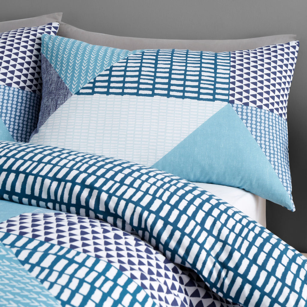 Refined Bedroom Reversible Geometric Cotton Duvet Cover Set