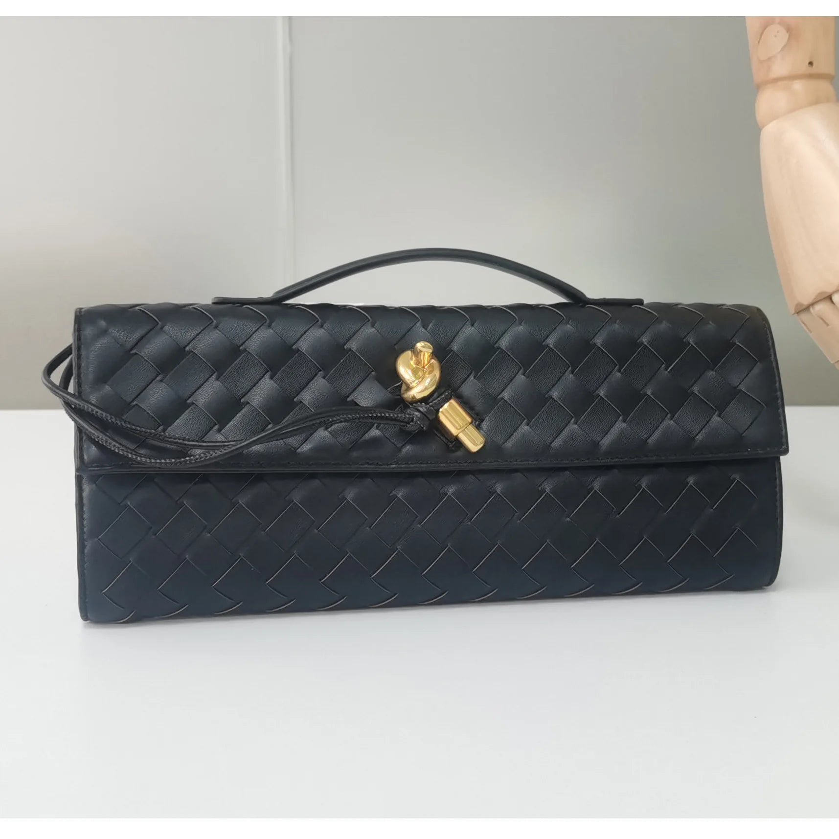 Everyday Hobo Structured Card Wallet